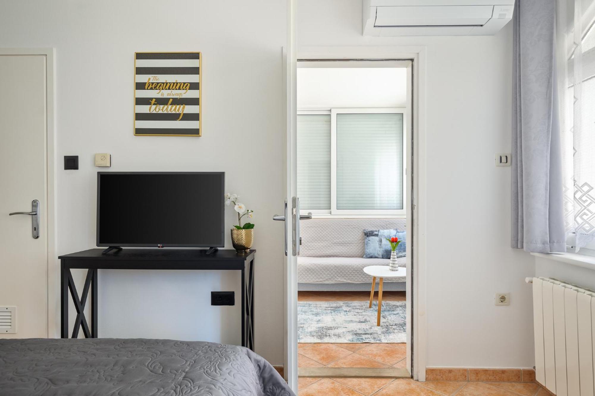 Maras Premium Apartments Poreč Buitenkant foto