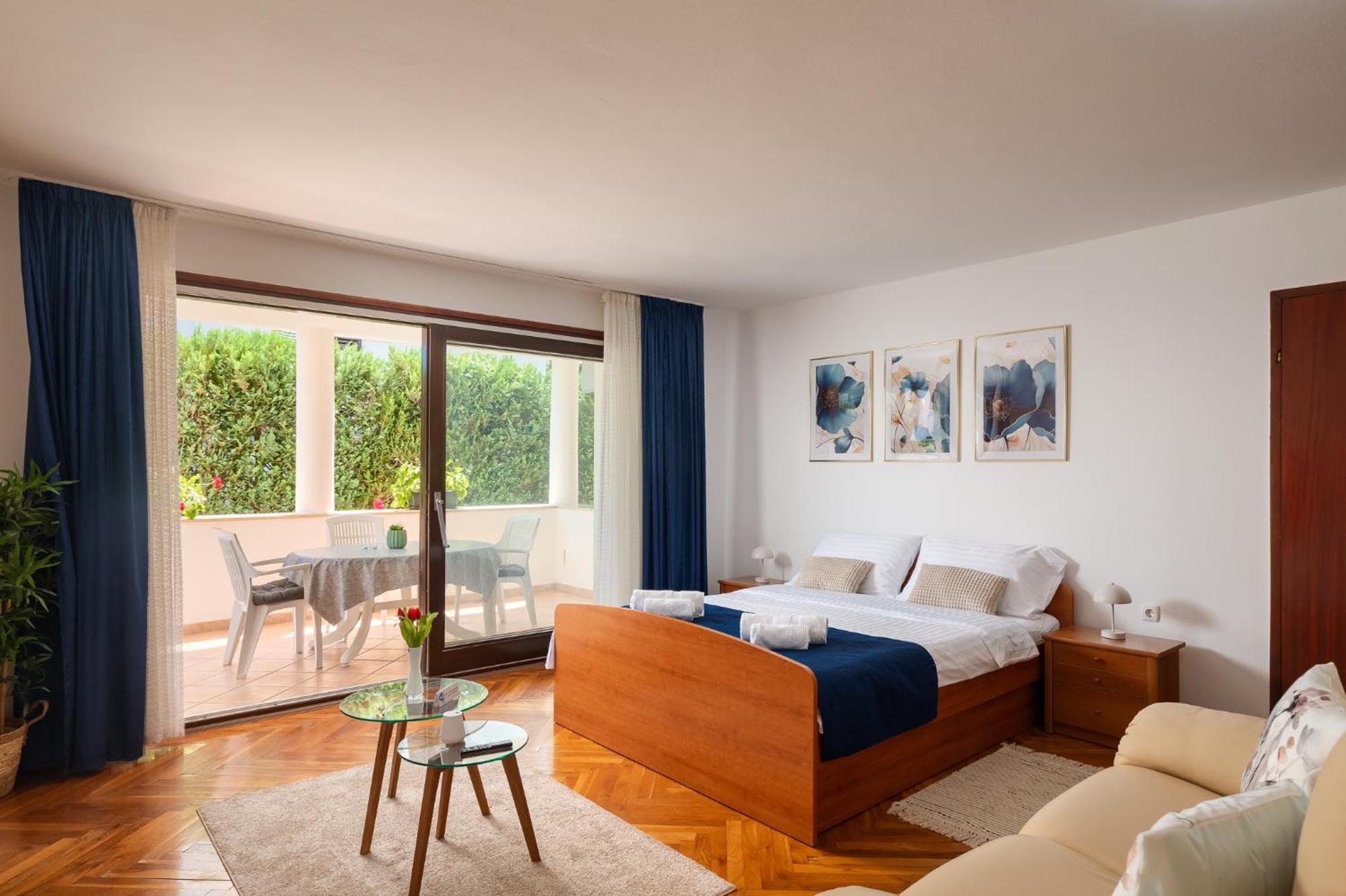 Maras Premium Apartments Poreč Buitenkant foto