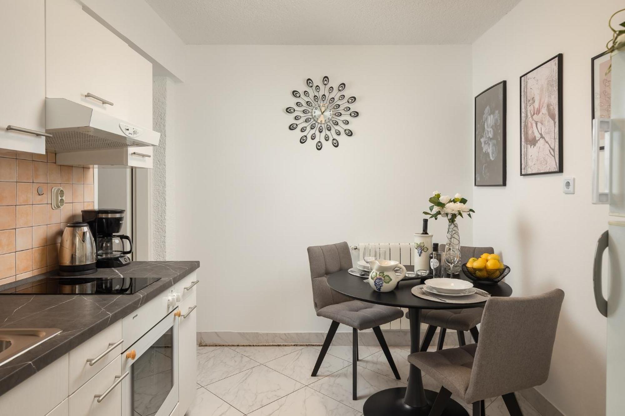 Maras Premium Apartments Poreč Buitenkant foto