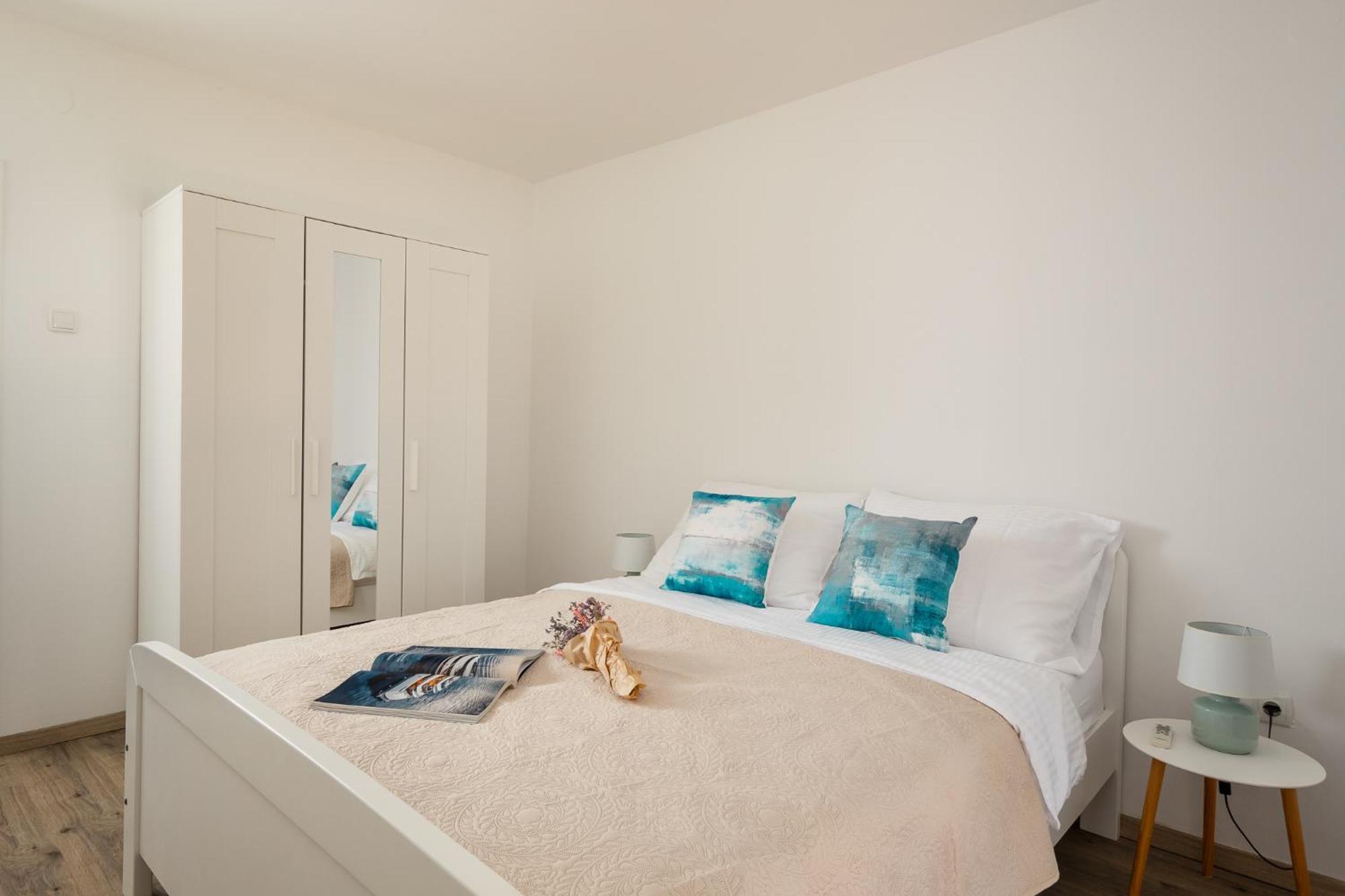 Maras Premium Apartments Poreč Buitenkant foto