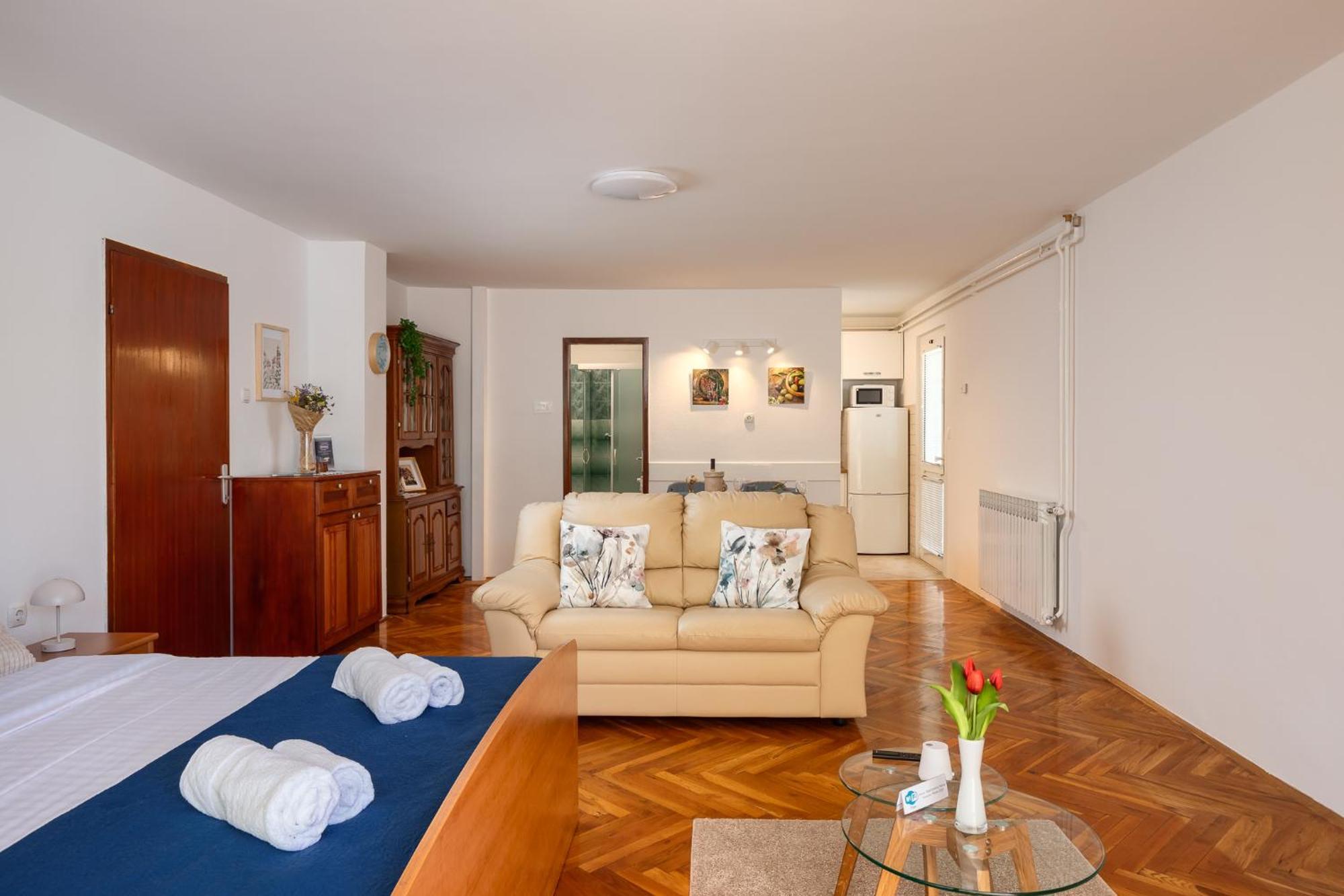 Maras Premium Apartments Poreč Buitenkant foto